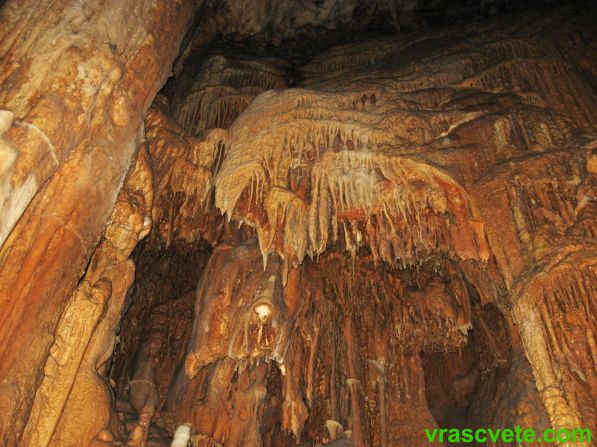 пещера Эмине Баир Хасар